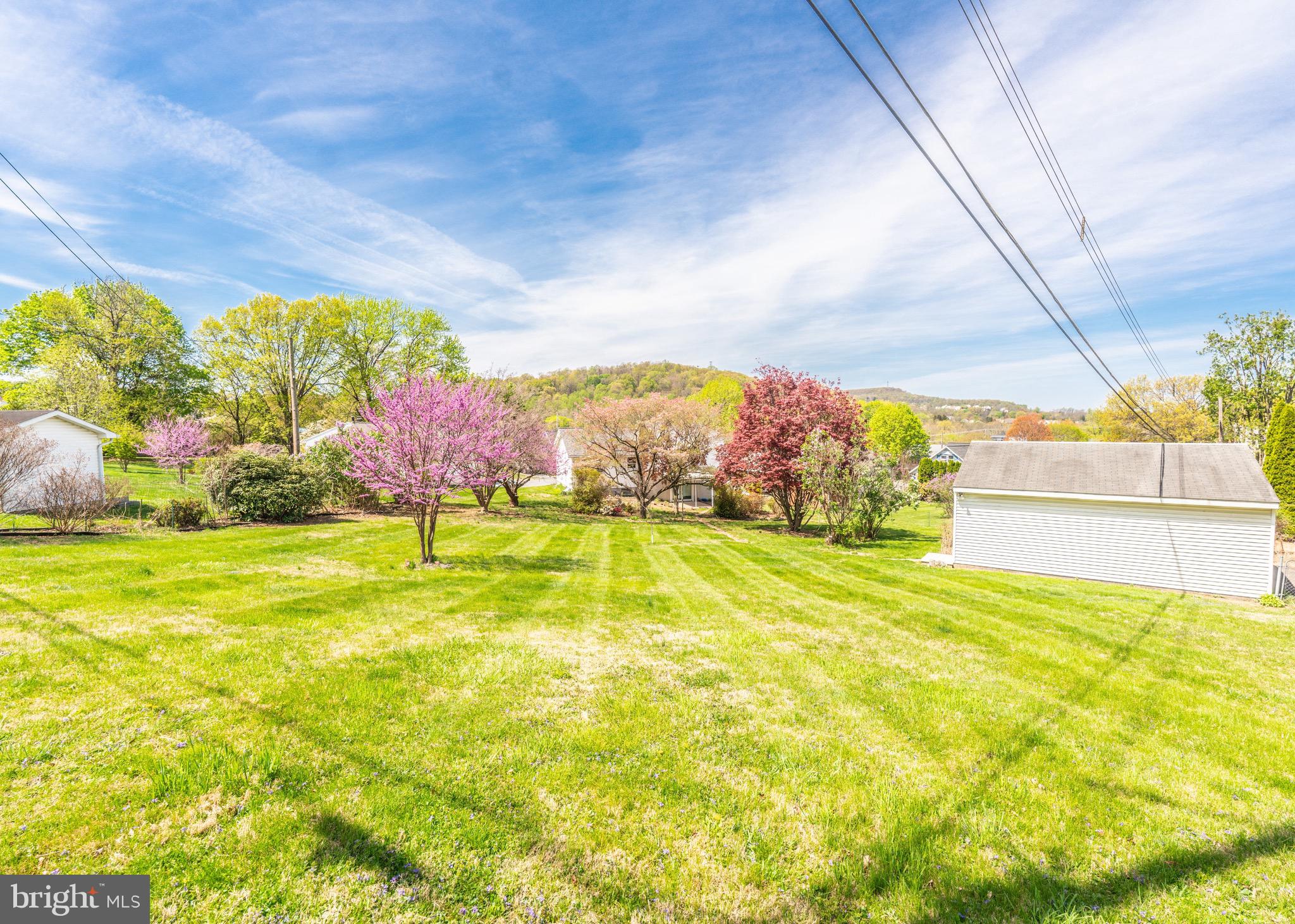 104 Rose Court Reading, PA 19607 - Photo 25 of 28 a view of an indoor swimming pool