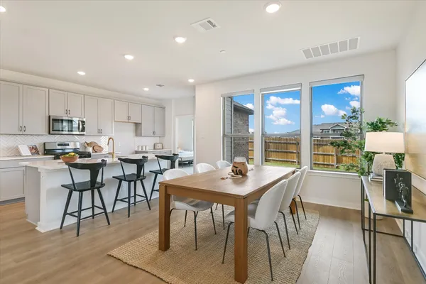 $325,000 | 2500 Forest Creek Drive, Unit 904, Round Rock, TX 78665