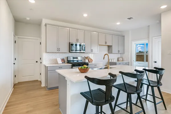 $325,000 | 2500 Forest Creek Drive, Unit 904, Round Rock, TX 78665