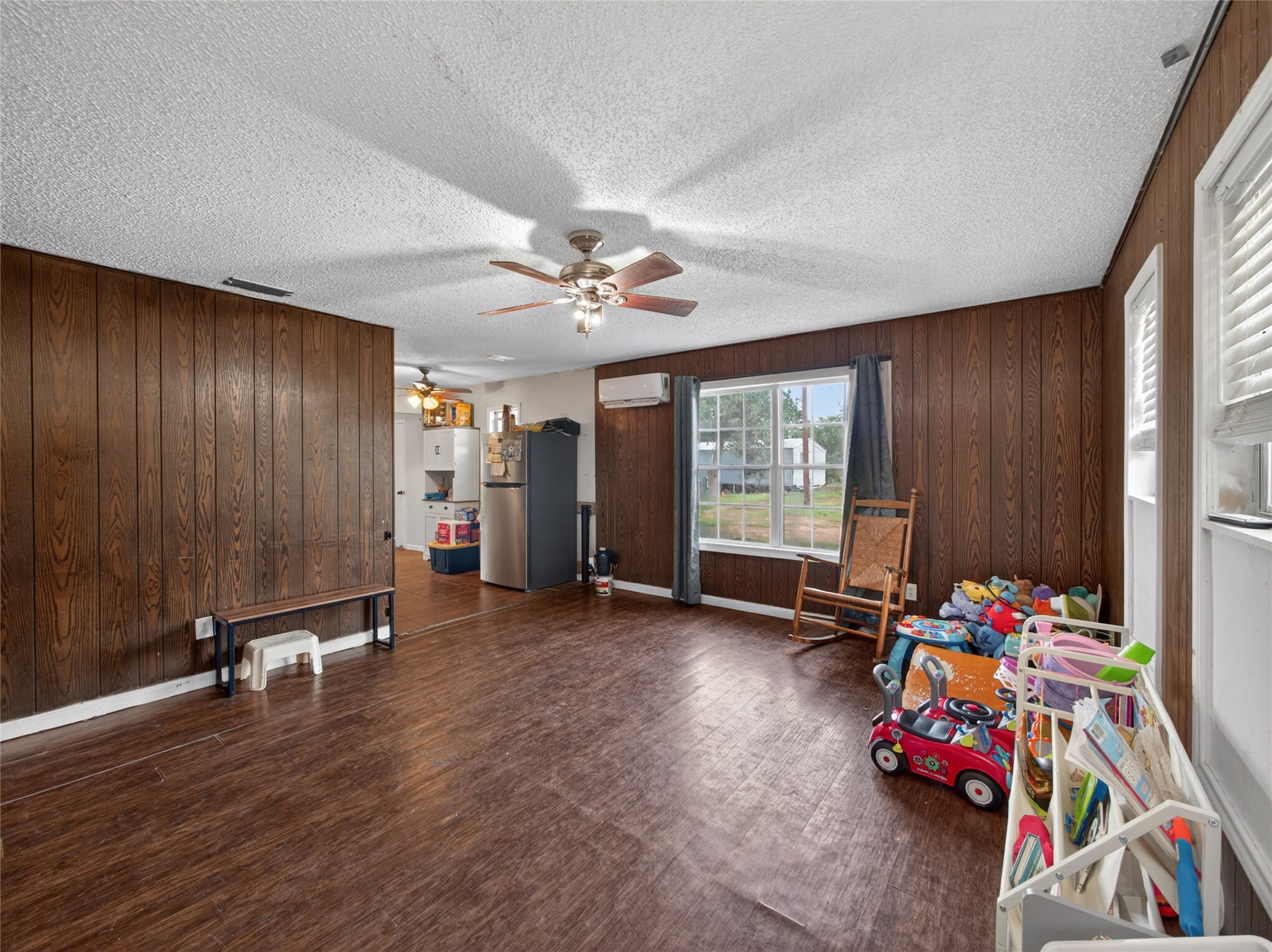 20417 Ed Acklin Road Manor, TX 78653 - Photo 7 of 39