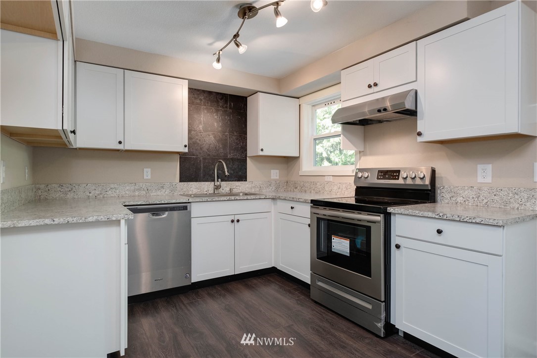 171 East Graham Road Belfair, WA 98528 - Photo 15 of 40 Gallery Image 15