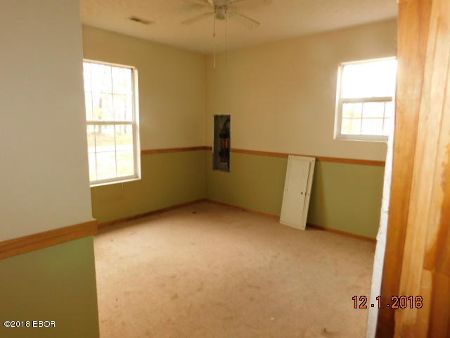 405 Madison Carterville, IL 62918 - Photo 7 of 14