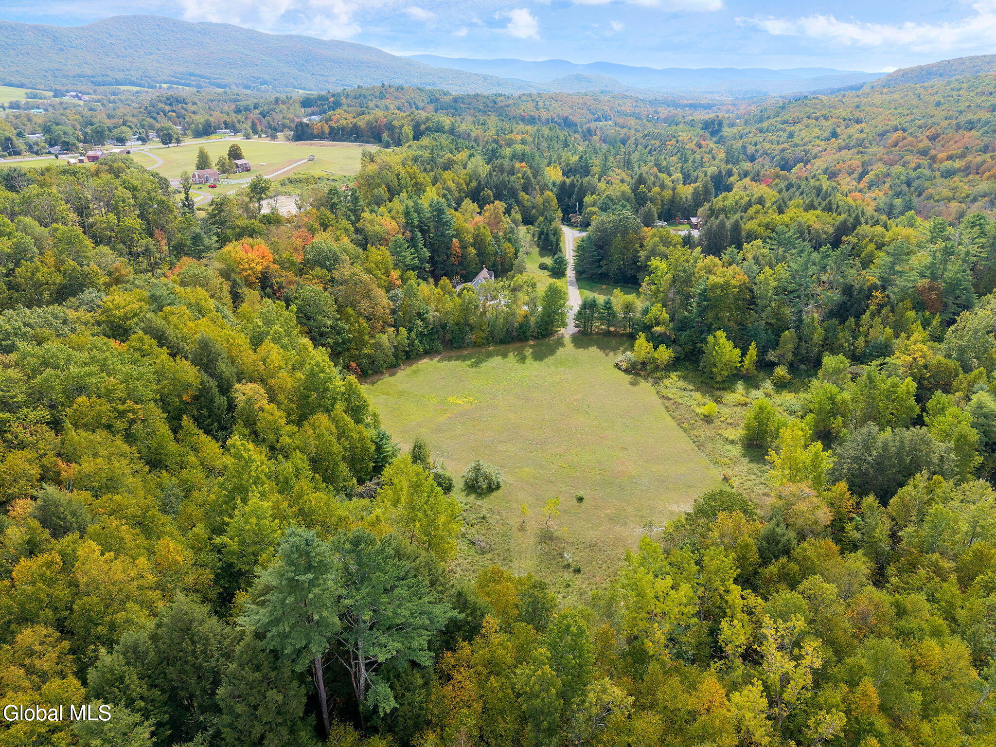 L113 Hemlock Ridge Way Stephentown, NY 12168 - Photo 10 of 11 10-00HemlockRidgeWay_10