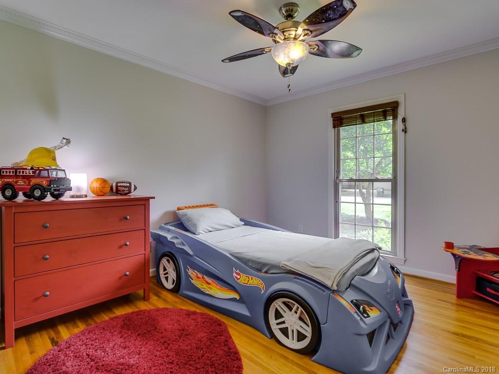 5952 Kirkpatrick Road Charlotte, NC 28211 - Photo 21 of 31 Gallery Image 21
