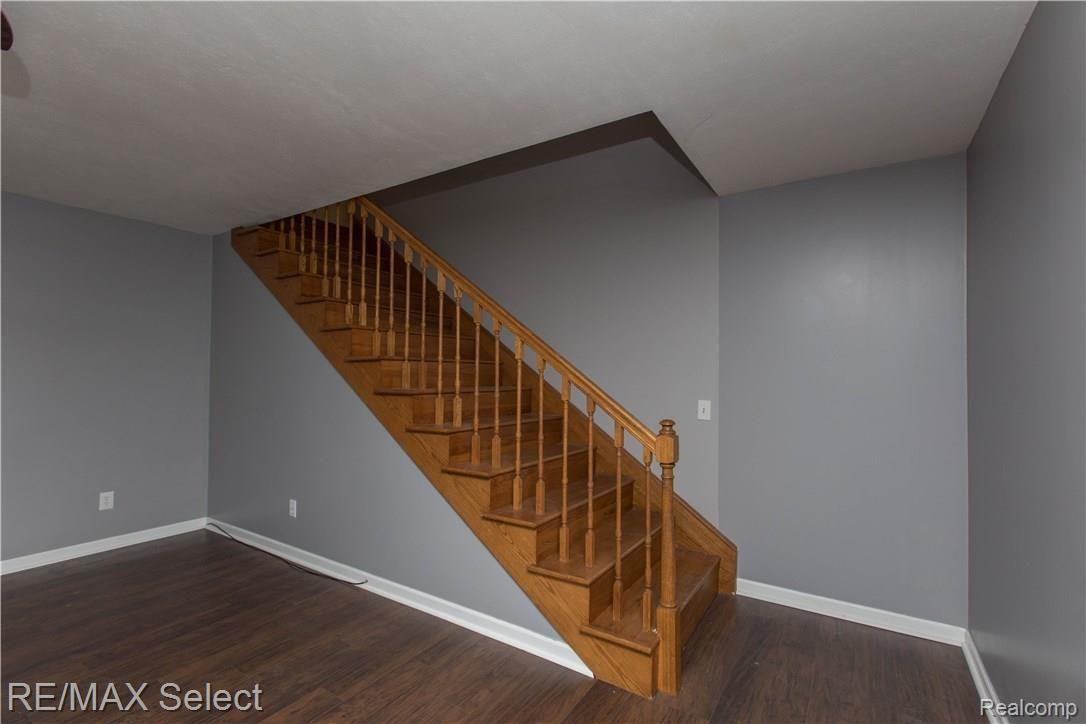 2568 Vandekarr Road Owosso, MI 48867 - Photo 33 of 48 2568 Vandecarr Rd-132.jpg