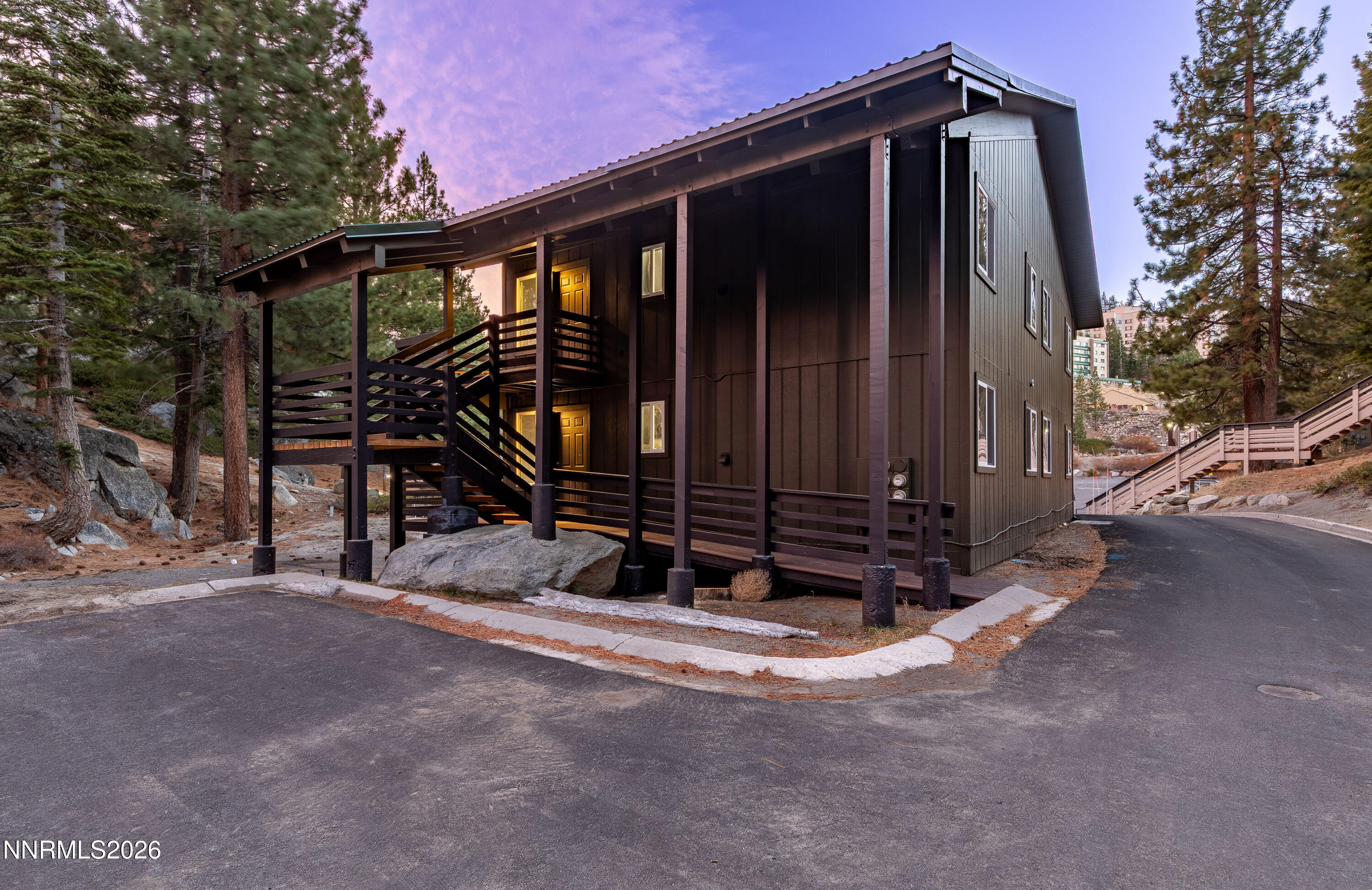 307 Galaxy Lane, Unit D Stateline, NV 89449 - Photo 18 of 26 307GalaxyLnSunset(4of15)