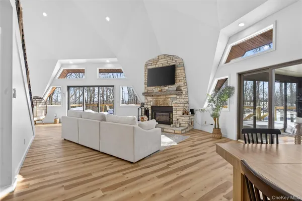 $1,450,000 | 106 Post Road, Slate Hill, NY 10973