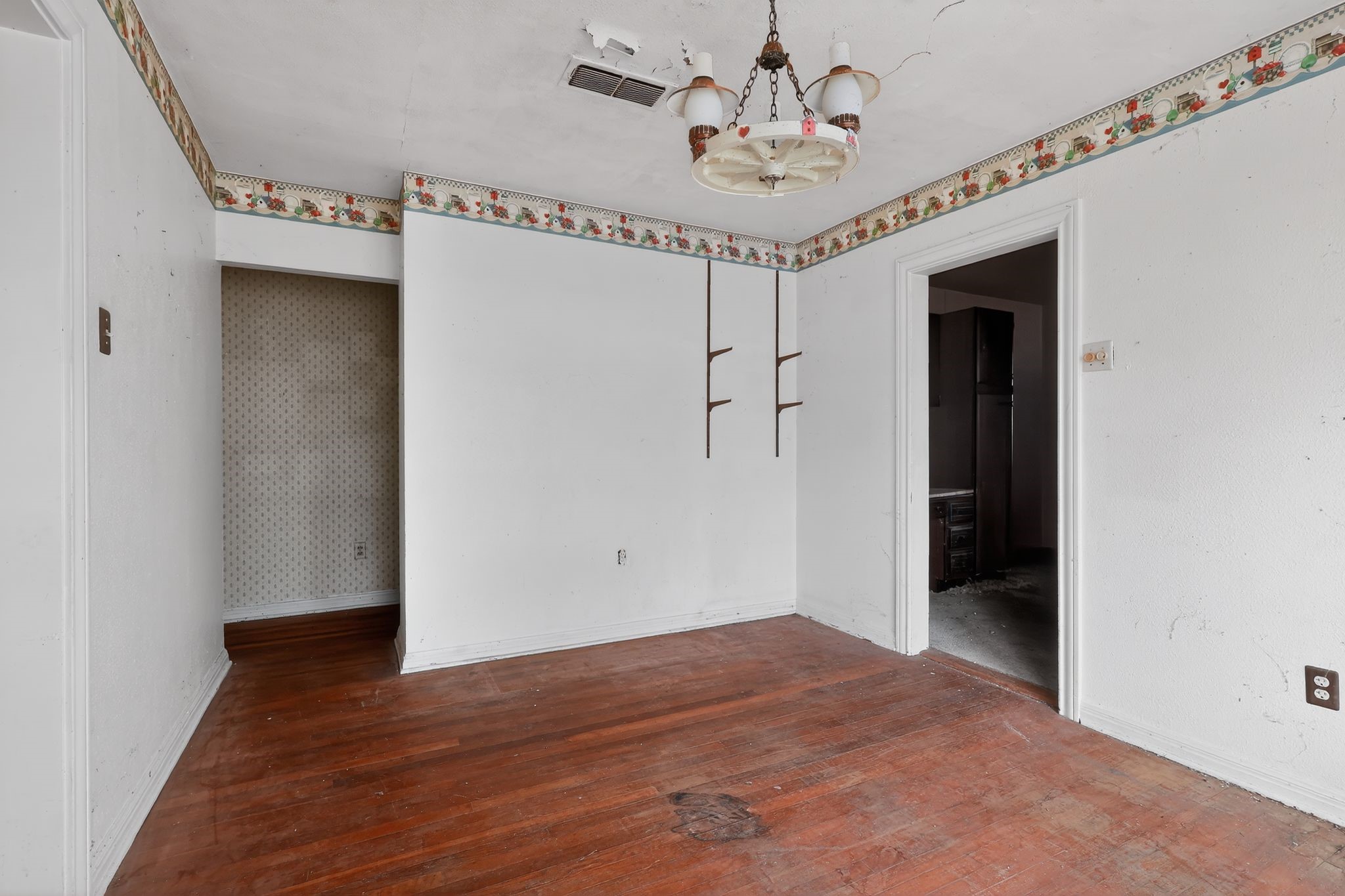 134 Scout Road Freeport, TX 77541 - Photo 16 of 33