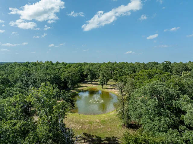$1,585,000 | 1496 County Road 318, Centerville, TX 75833
