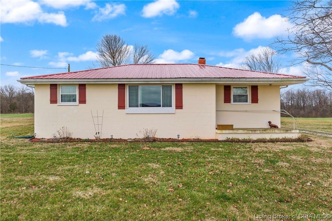 425 Harrison Heth Road Southwest Corydon, IN 47112 - Photo 2 of 29