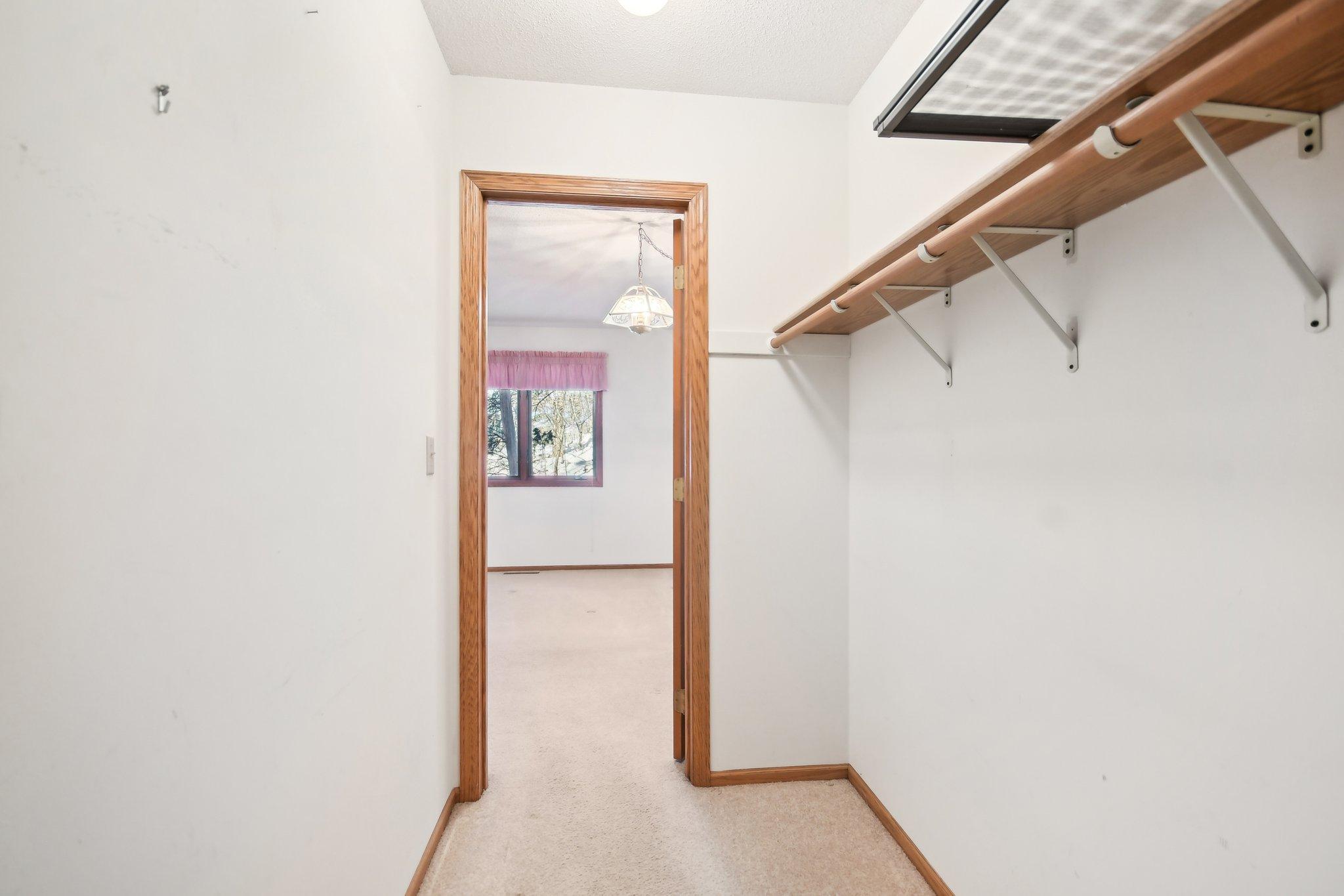 2513 Sumac Ridge White Bear Lake, MN 55110 - Photo 21 of 44 Gallery Image 21