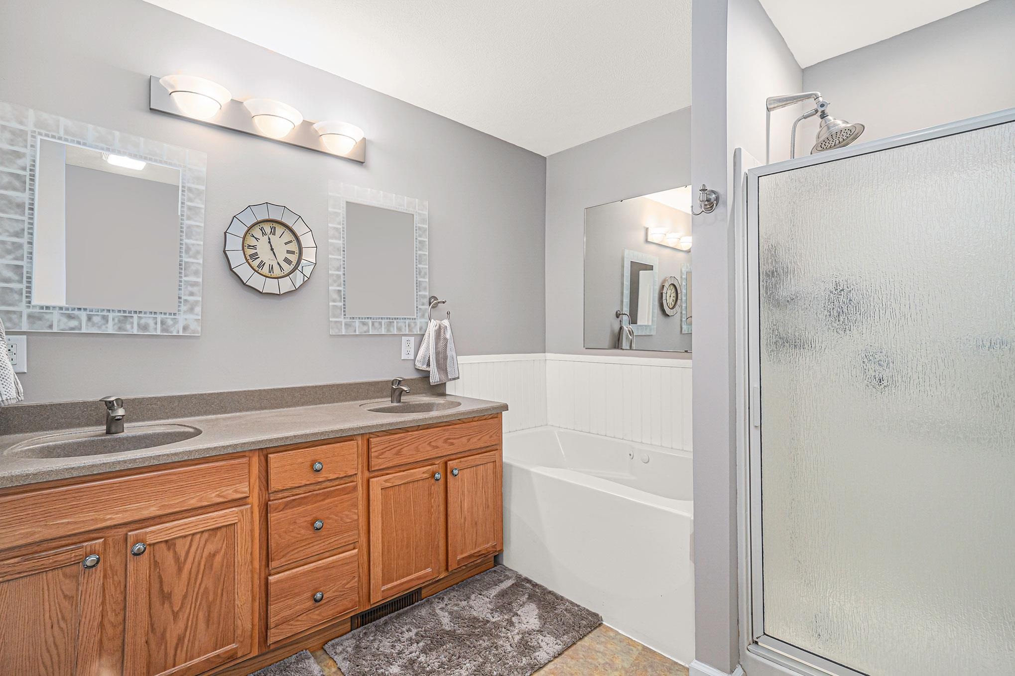 4752 Ridge Lane Kewadin, MI 49648 - Photo 15 of 26 1897781-14.JPG