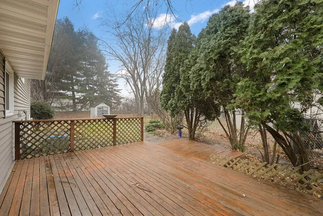 $349,900 | 8316 Hampshire Avenue North, Brooklyn Park, MN 55445