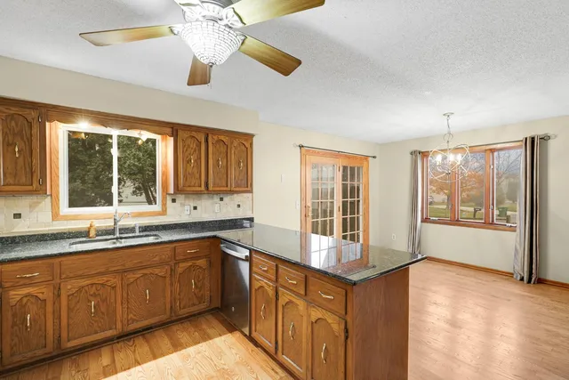 $349,900 | 8316 Hampshire Avenue North, Brooklyn Park, MN 55445