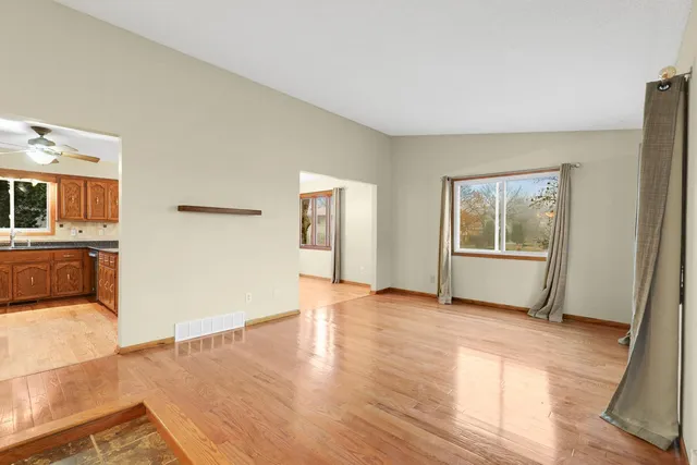 $349,900 | 8316 Hampshire Avenue North, Brooklyn Park, MN 55445