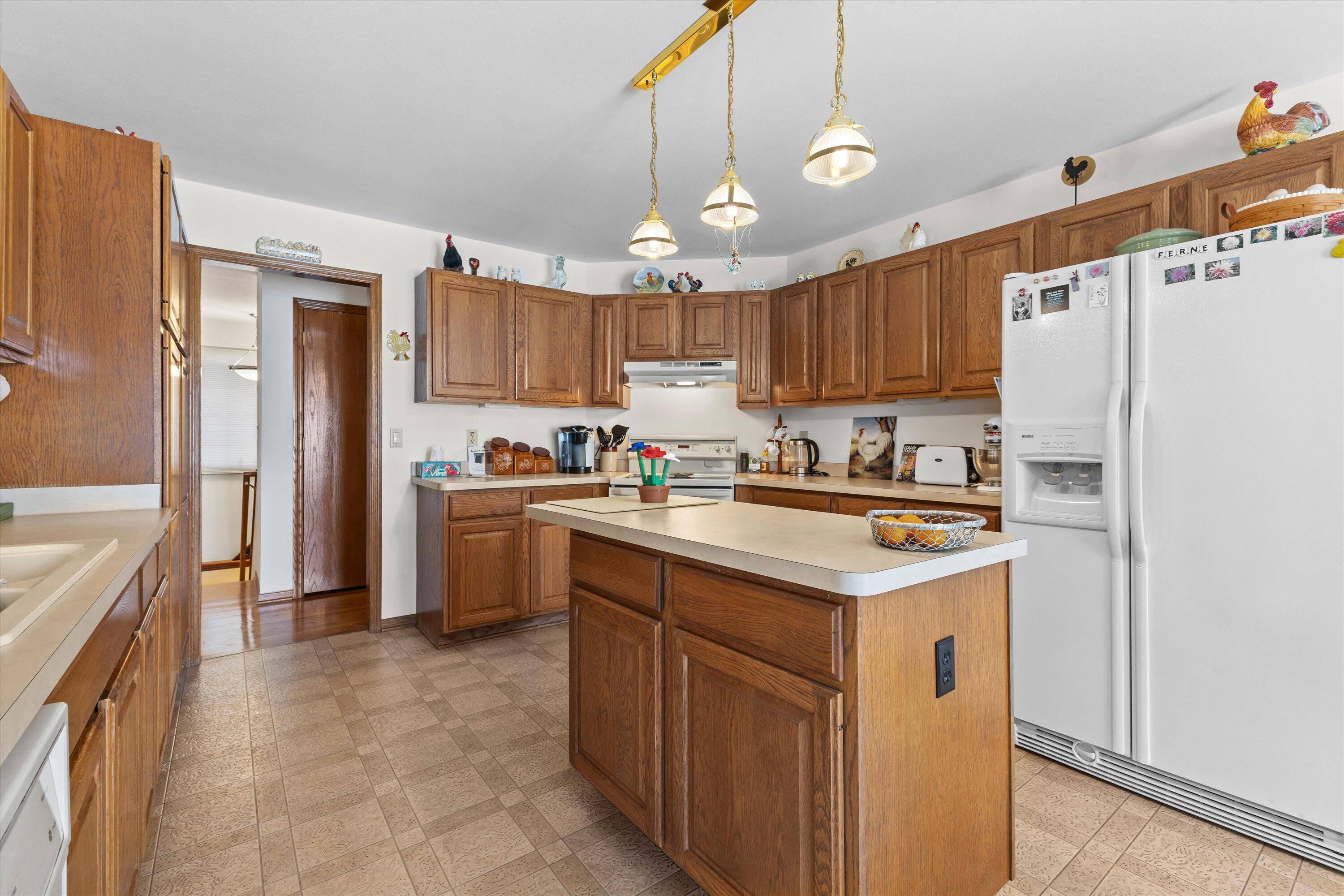 4922 26th Street Kenosha, WI 53144 - Photo 11 of 40 03-KCM-102
