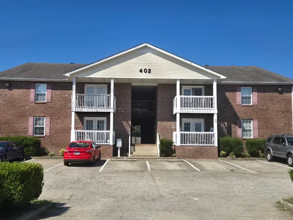 $950 | 402 Jack Miller Boulevard, Unit F, Clarksville, TN 37042