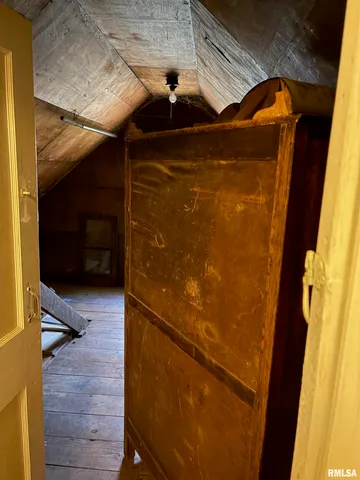 $139,900 | 1018 West Groveland Avenue, Peoria, IL 61604