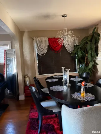 $139,900 | 1018 West Groveland Avenue, Peoria, IL 61604