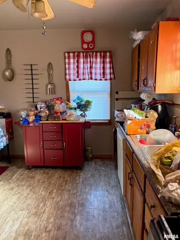 $139,900 | 1018 West Groveland Avenue, Peoria, IL 61604