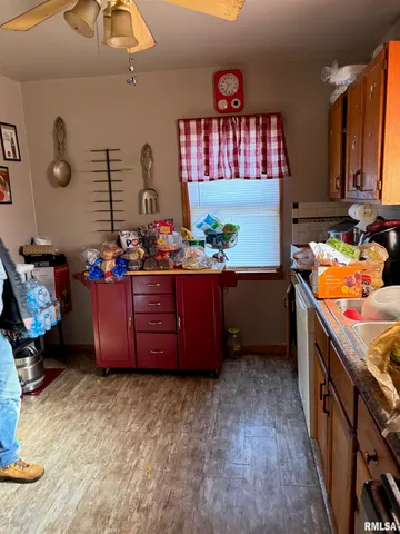 $139,900 | 1018 West Groveland Avenue, Peoria, IL 61604