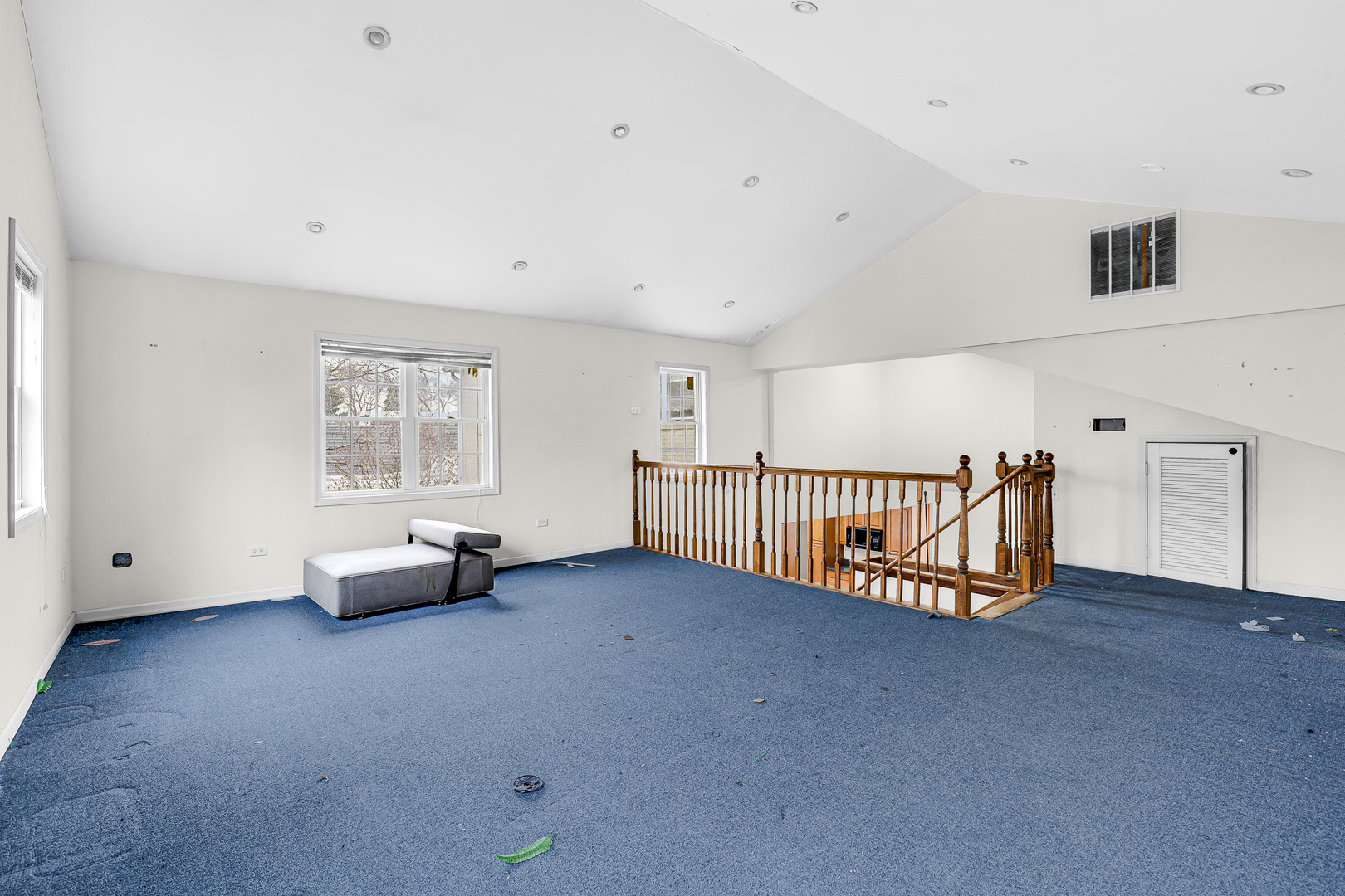 204 Rand Road Des Plaines, IL 60016 - Photo 10 of 21 Gallery Image 10
