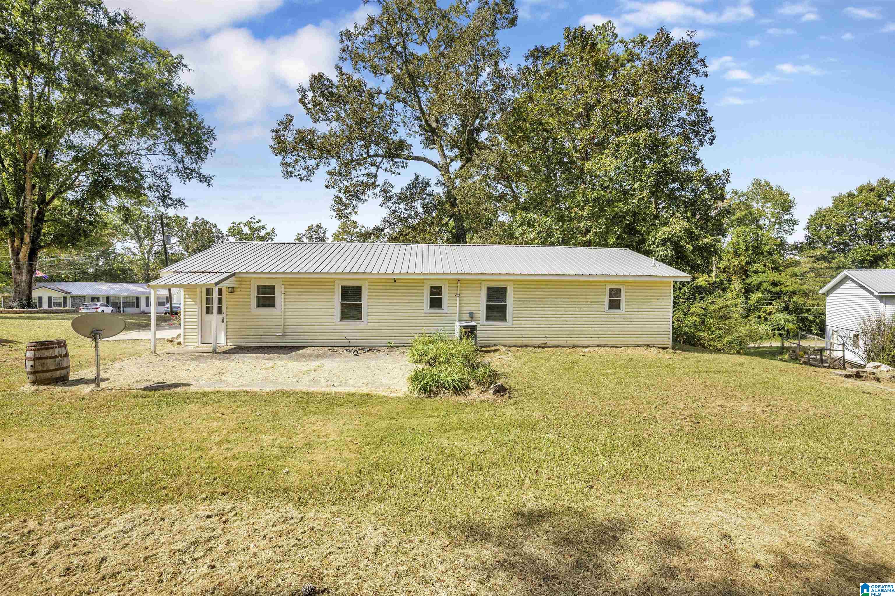 348 Grove Street Springville, AL 35146 - Photo 4 of 22