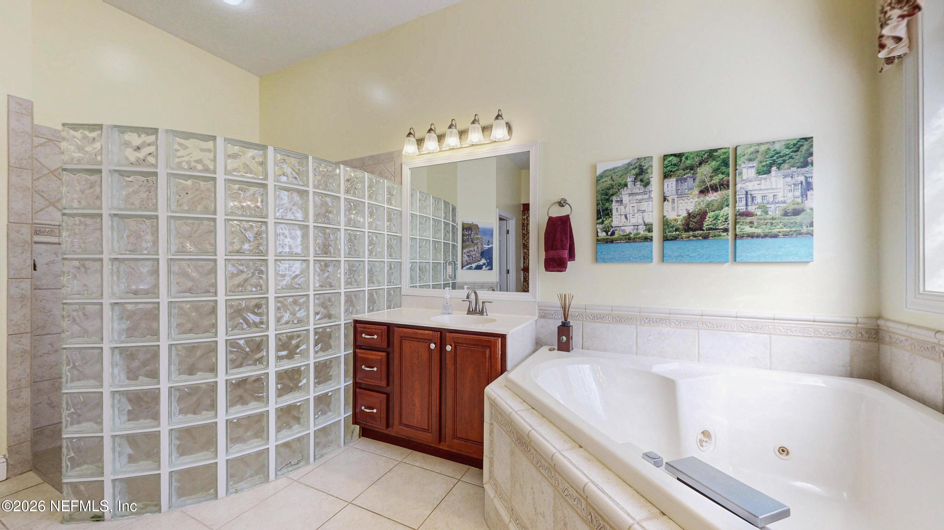 10380 Hood Road Jacksonville, FL 32257 - Photo 11 of 61 20260212-10380_Hood_Rd-058