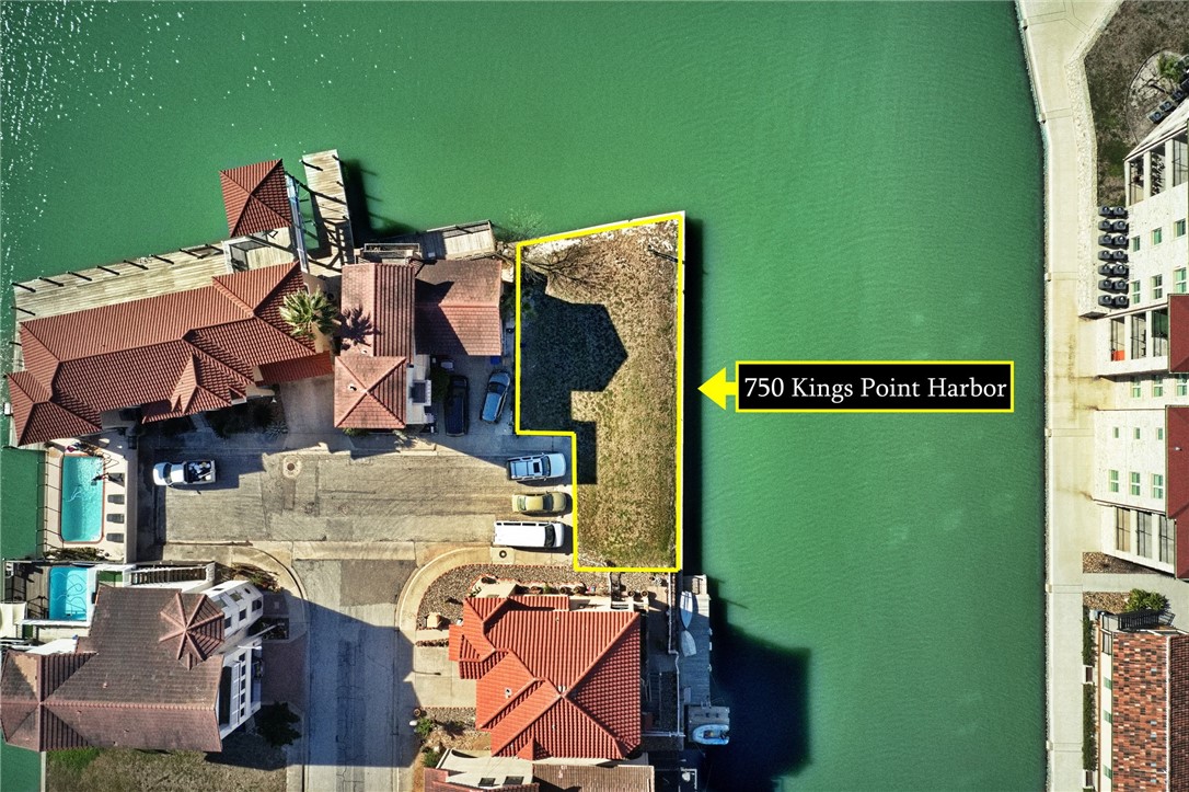 750 Kings Point Corpus Christi, TX 78402 - Photo 2 of 14