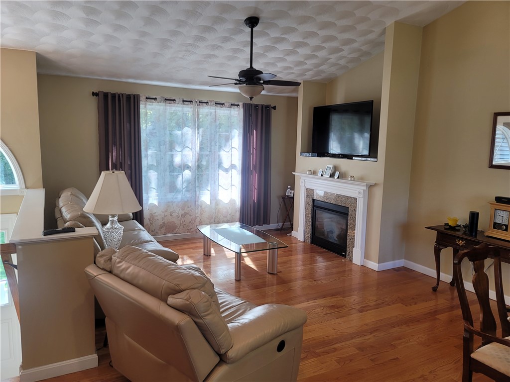 256 Pray Hill Road Glocester, RI 02814 - Photo 11 of 29