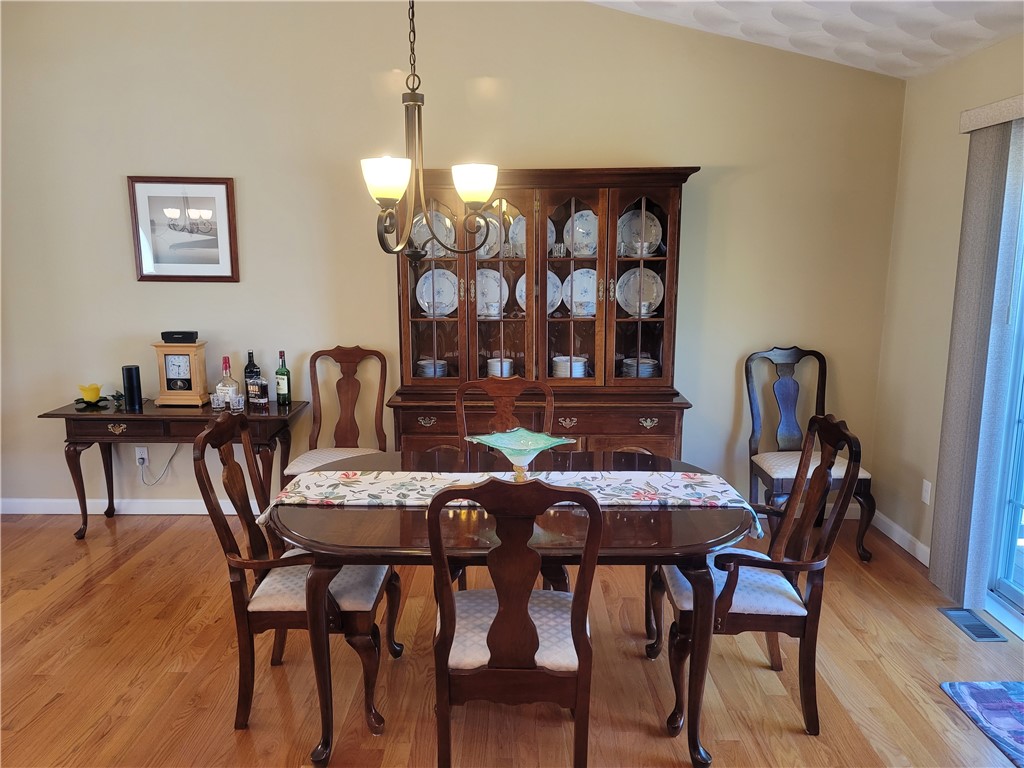 256 Pray Hill Road Glocester, RI 02814 - Photo 8 of 29