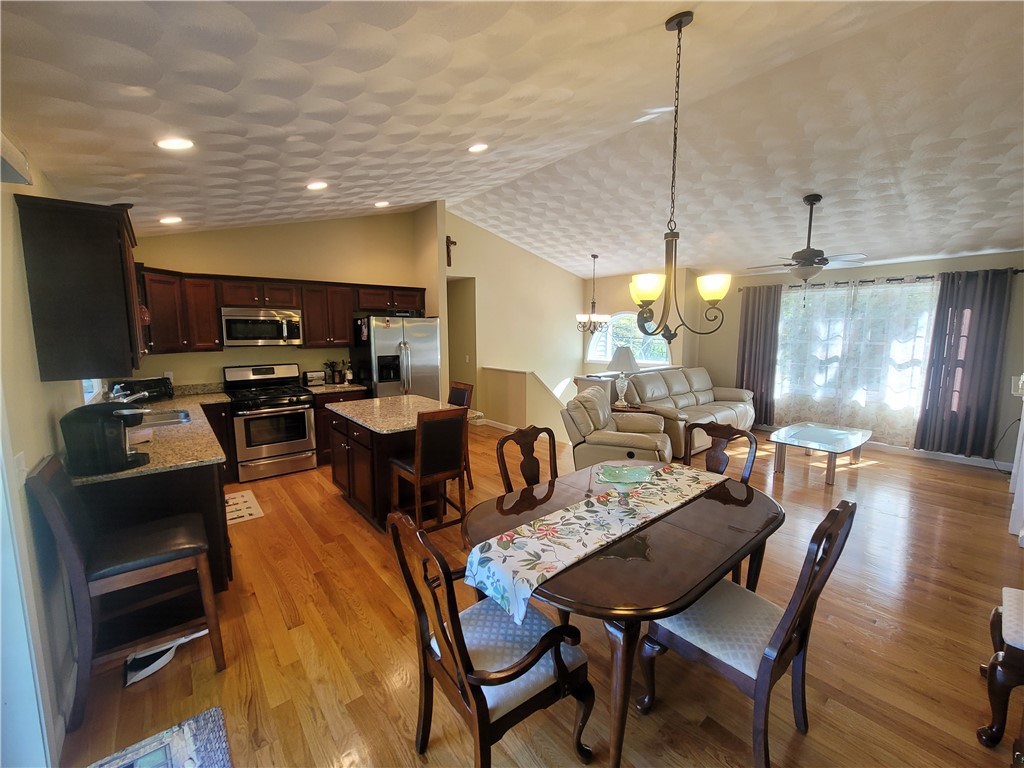 256 Pray Hill Road Glocester, RI 02814 - Photo 9 of 29