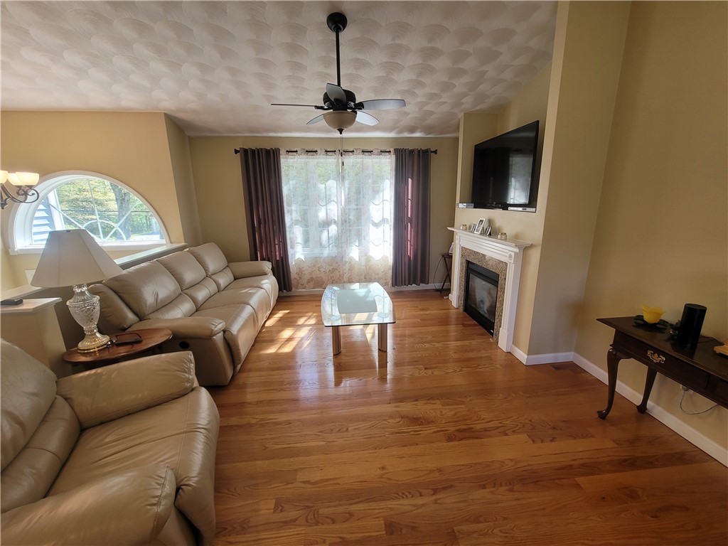 256 Pray Hill Road Glocester, RI 02814 - Photo 10 of 29