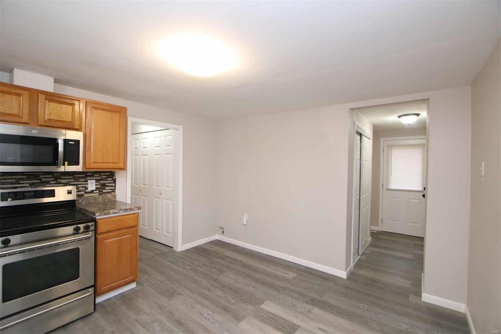 9962 South Rd Lane Fairview Heights, IL 62208 - Photo 13 of 32 Gallery Image 13