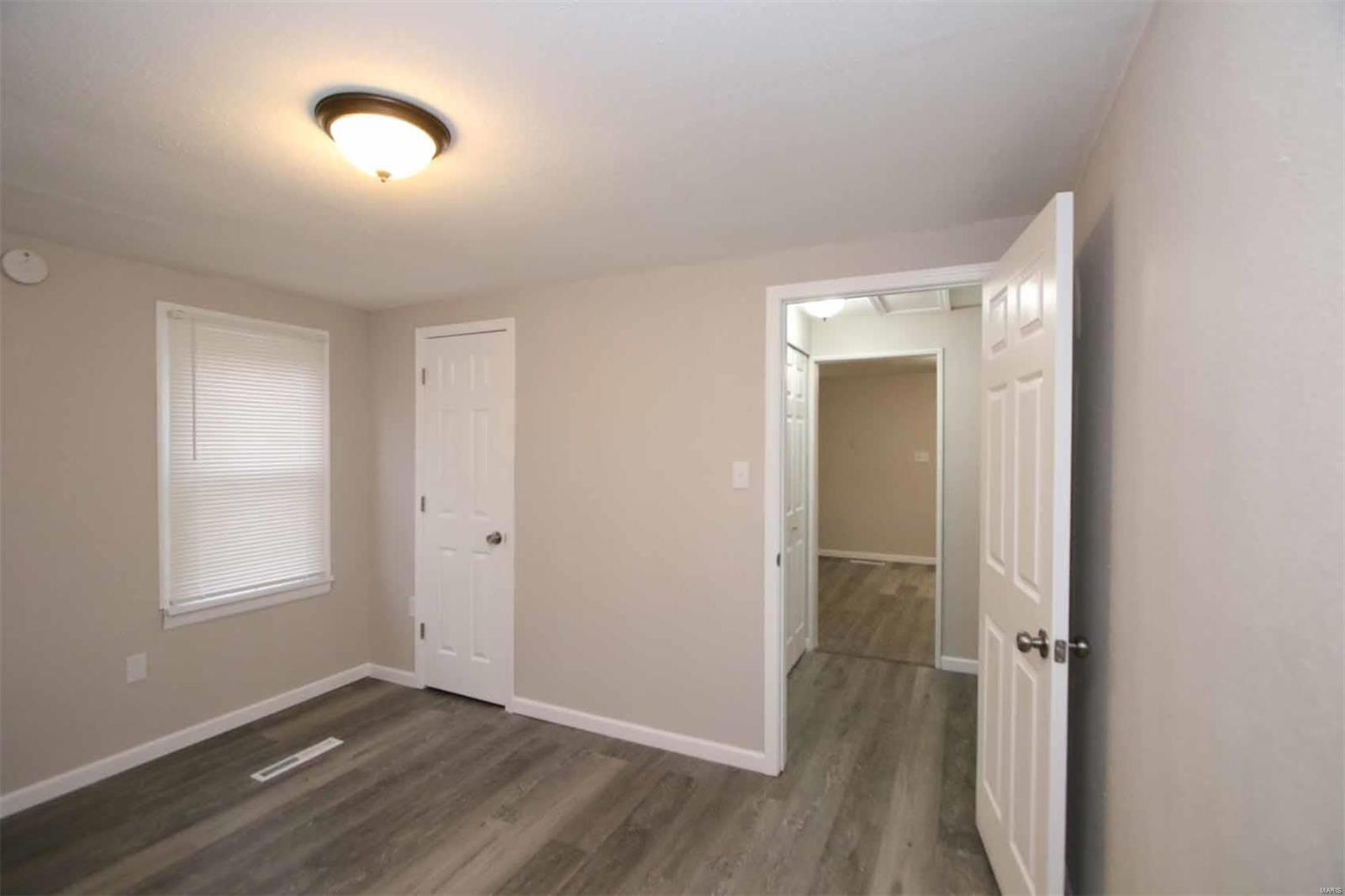 9962 South Rd Lane Fairview Heights, IL 62208 - Photo 19 of 32 Gallery Image 19