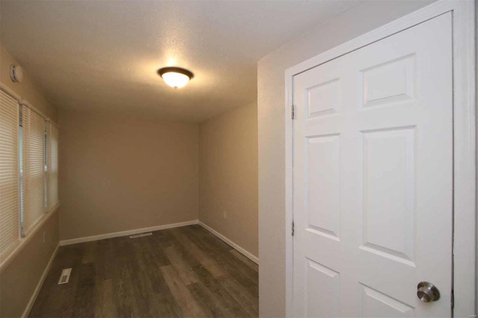 9962 South Rd Lane Fairview Heights, IL 62208 - Photo 20 of 32 Gallery Image 20