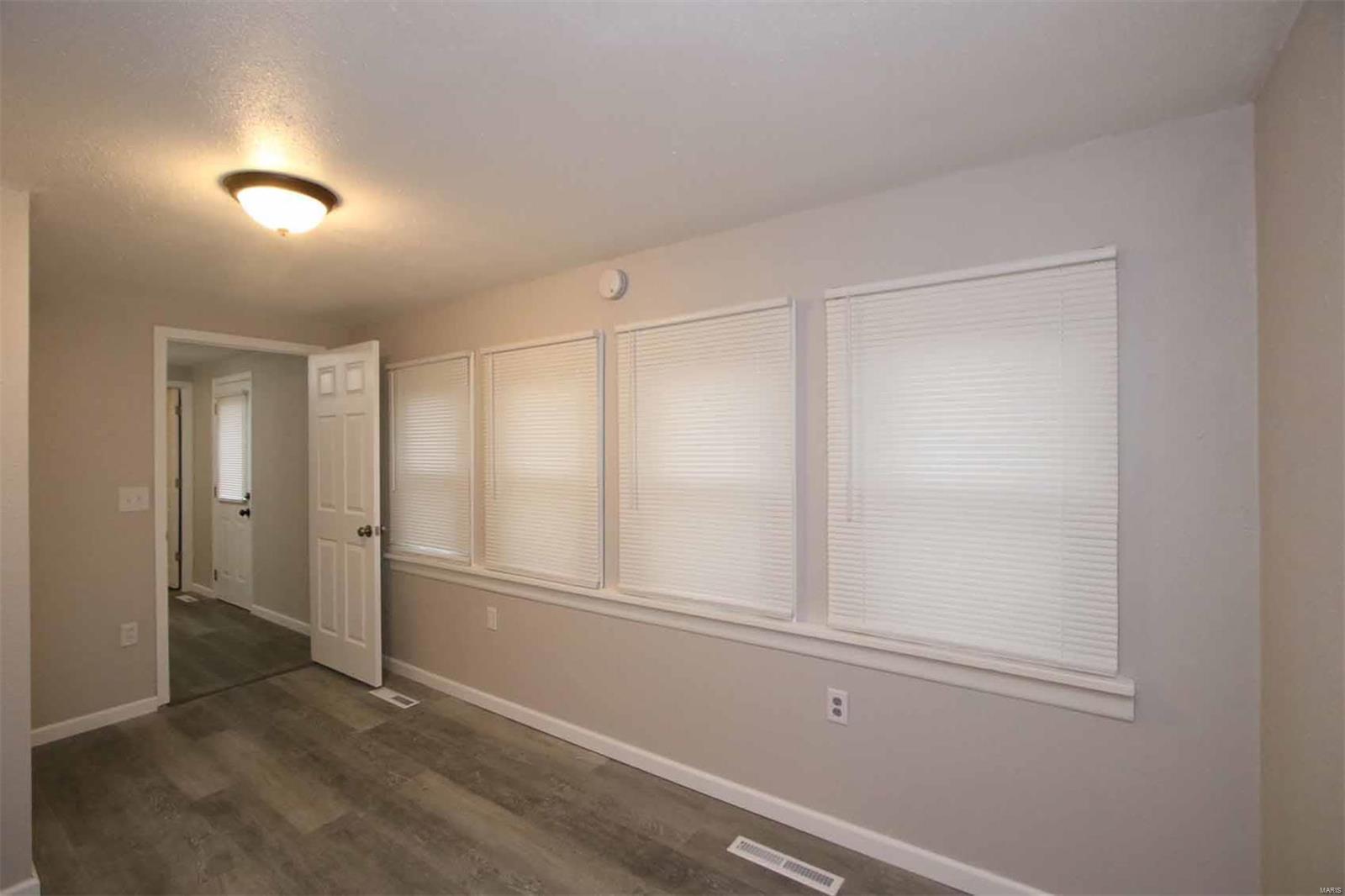9962 South Rd Lane Fairview Heights, IL 62208 - Photo 21 of 32 Gallery Image 21