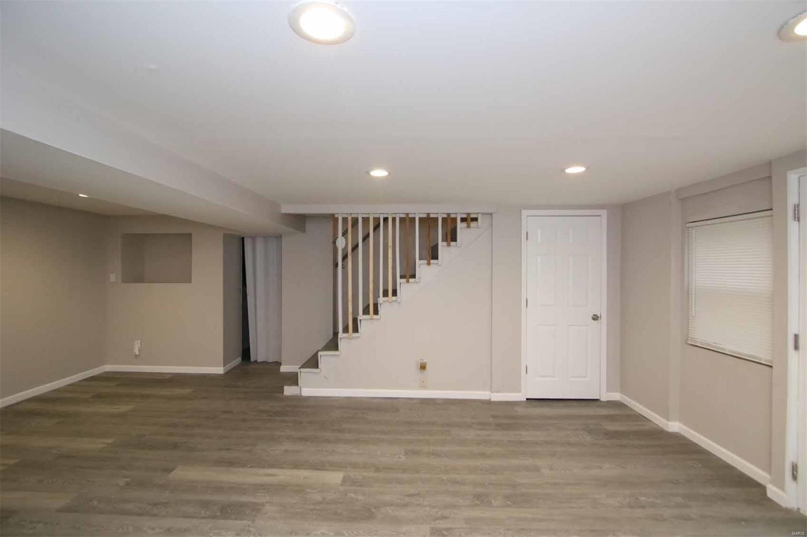 9962 South Rd Lane Fairview Heights, IL 62208 - Photo 28 of 32 Gallery Image 28