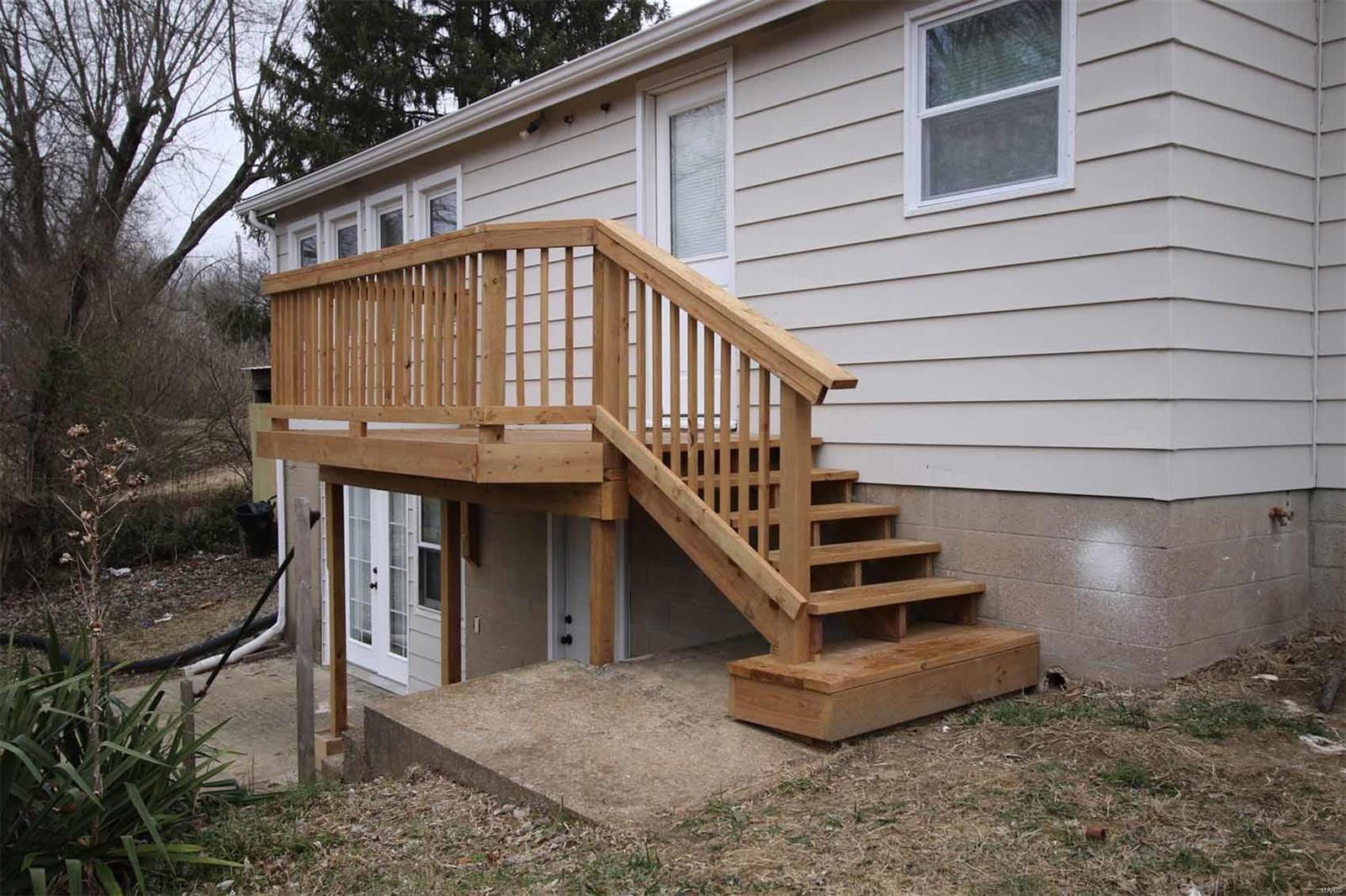 9962 South Rd Lane Fairview Heights, IL 62208 - Photo 4 of 32 Gallery Image 4