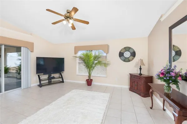 $345,900 | 3203 Victoria Lane, Eustis, FL 32726