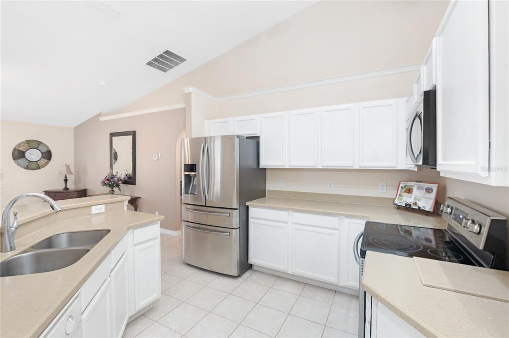 3203 Victoria Lane Eustis, FL 32726 - Photo 18 of 36