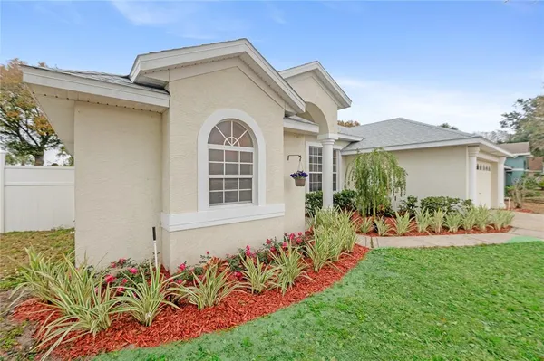 $345,900 | 3203 Victoria Lane, Eustis, FL 32726