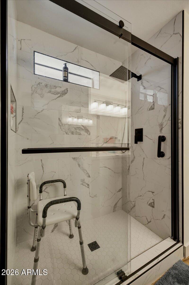 811 West Redfield Road Tempe, AZ 85283 - Photo 5 of 30 NEW Primary Shower