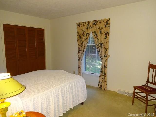114 Brandon Road, Unit 130 Hendersonville, NC 28739 - Photo 11 of 18 Gallery Image 11