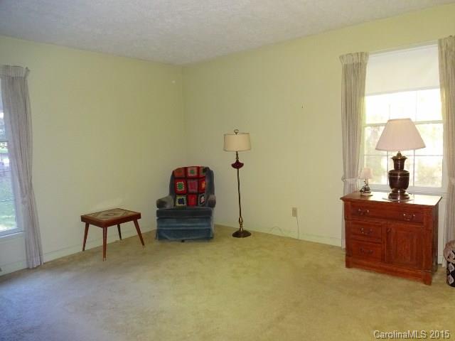 114 Brandon Road, Unit 130 Hendersonville, NC 28739 - Photo 12 of 18 Gallery Image 12