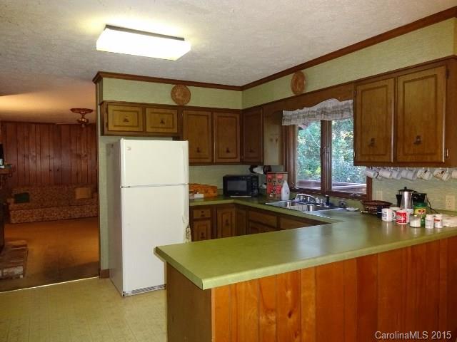 114 Brandon Road, Unit 130 Hendersonville, NC 28739 - Photo 6 of 18 Gallery Image 6