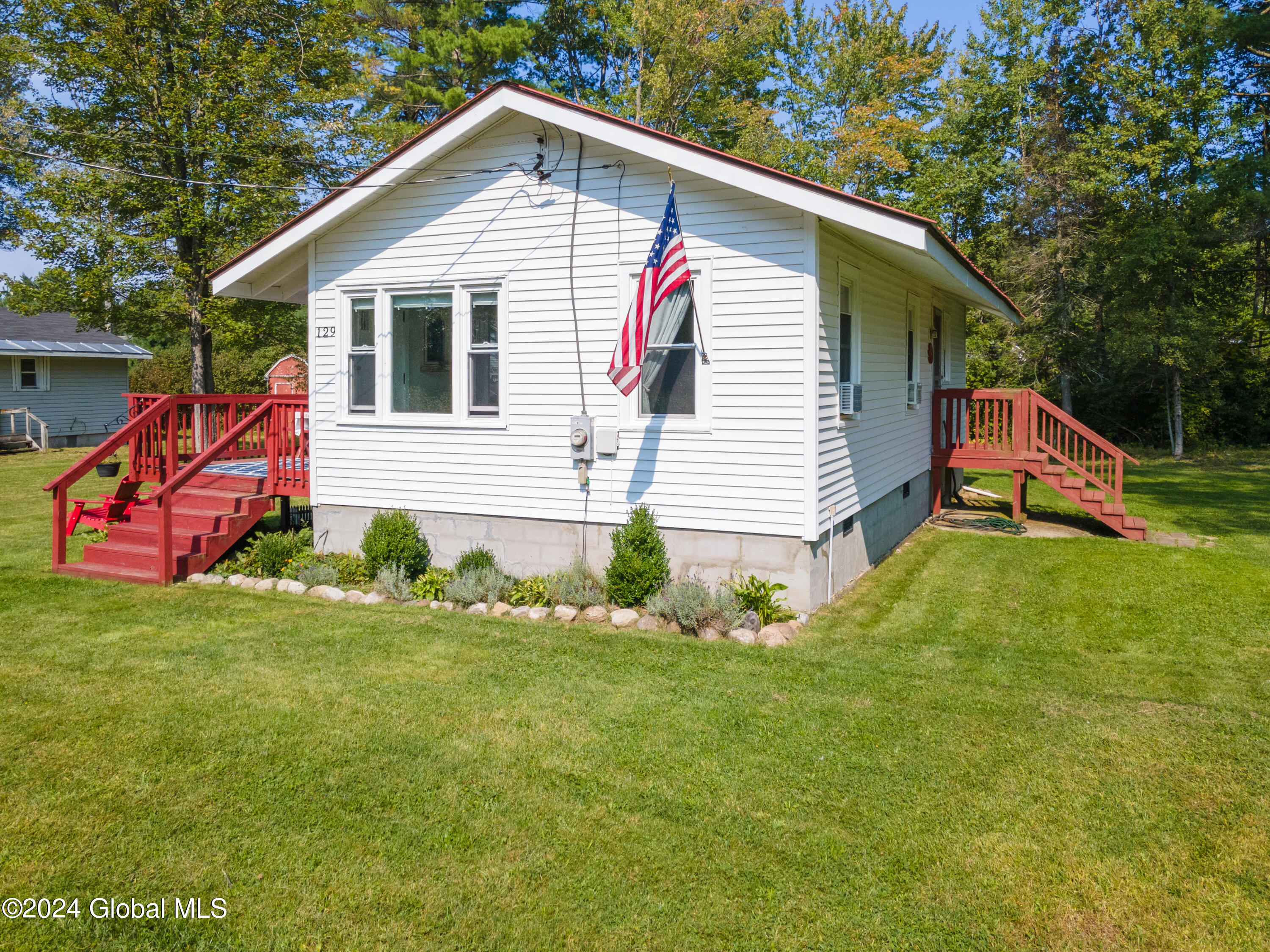 129 Chase Road Broadalbin, NY 12025 - Photo 3 of 51 4-129ChaseRd_04