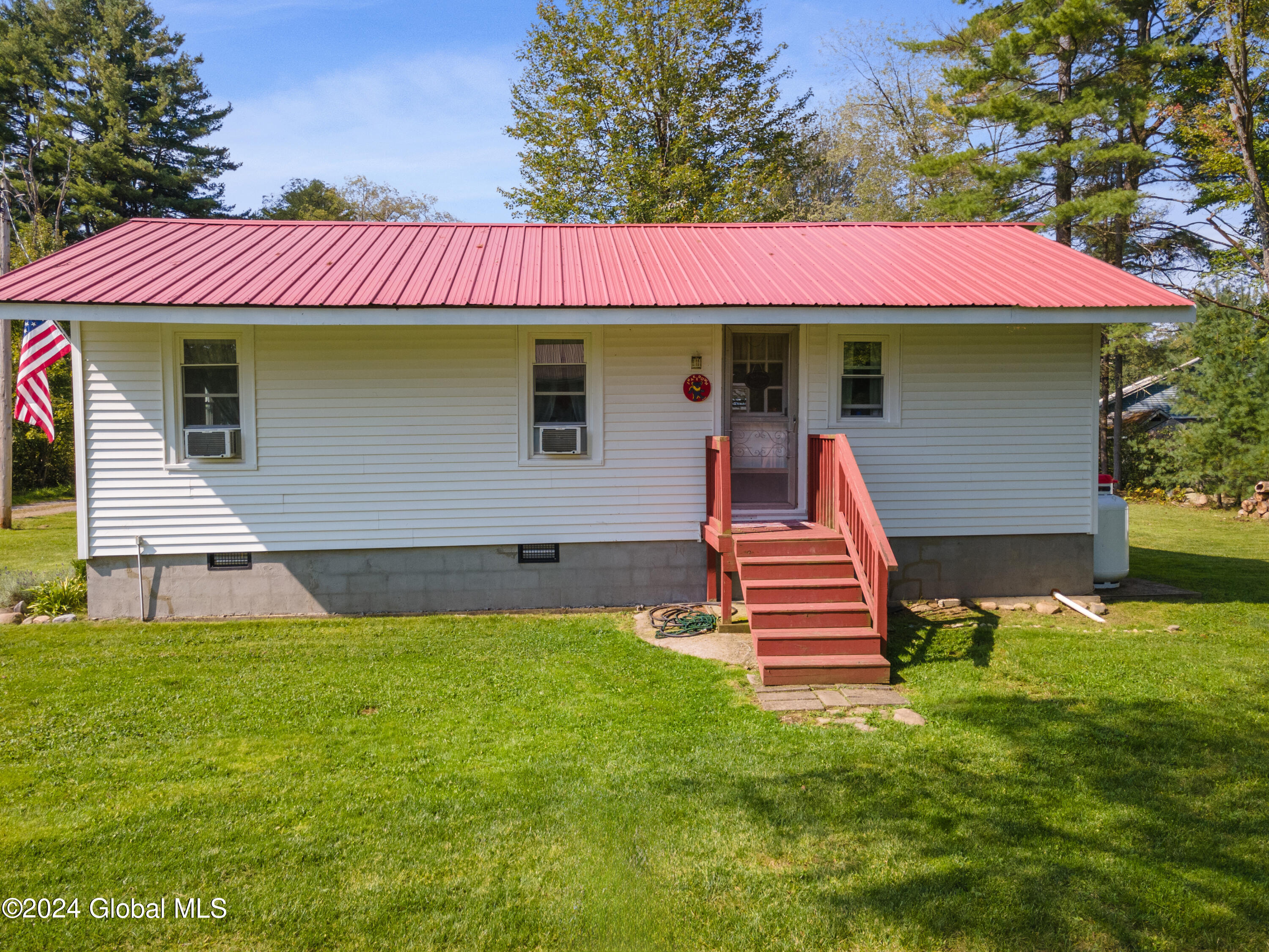 129 Chase Road Broadalbin, NY 12025 - Photo 7 of 51 5-129ChaseRd_05