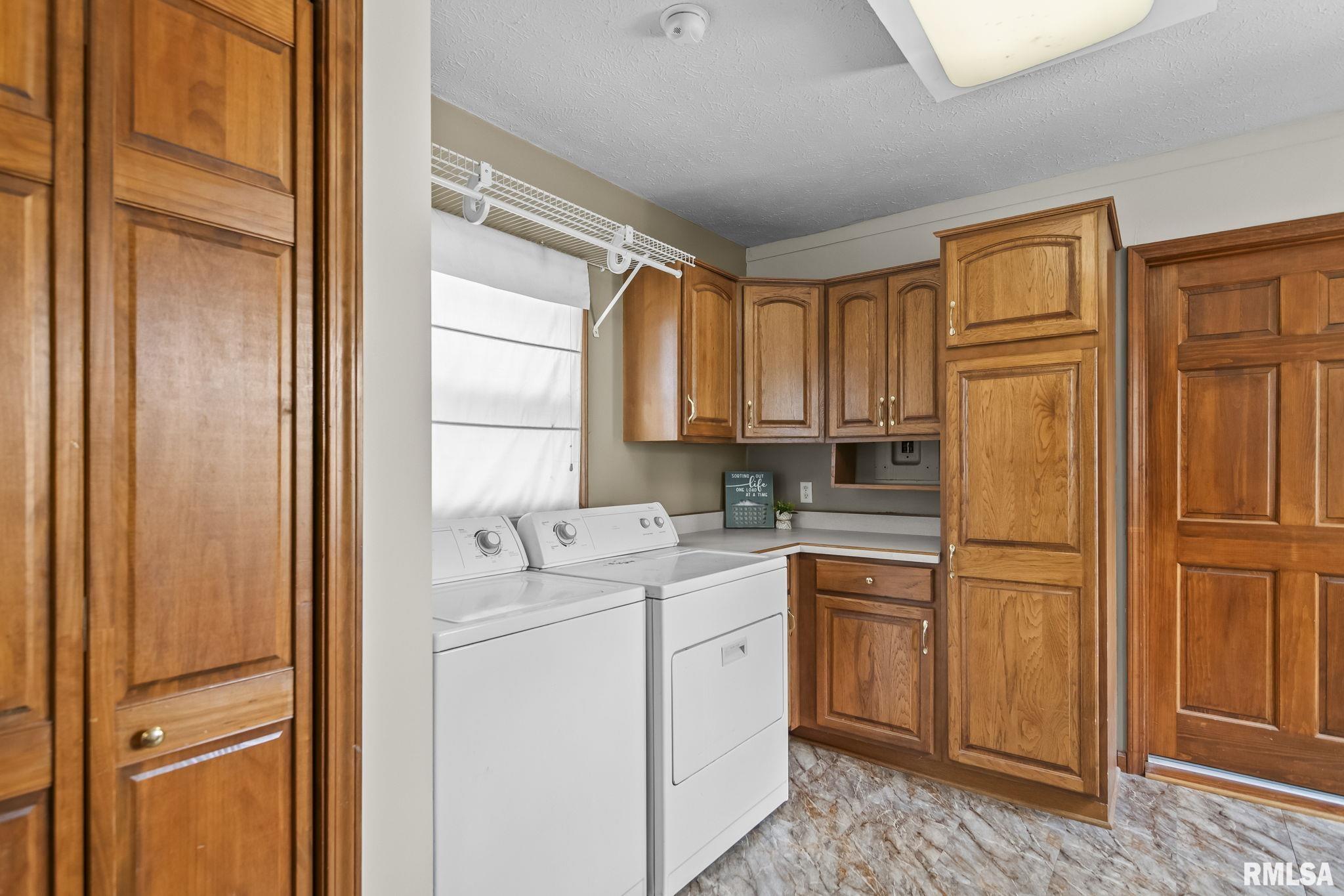 2422 South Whittier Avenue Springfield, IL 62704 - Photo 14 of 35