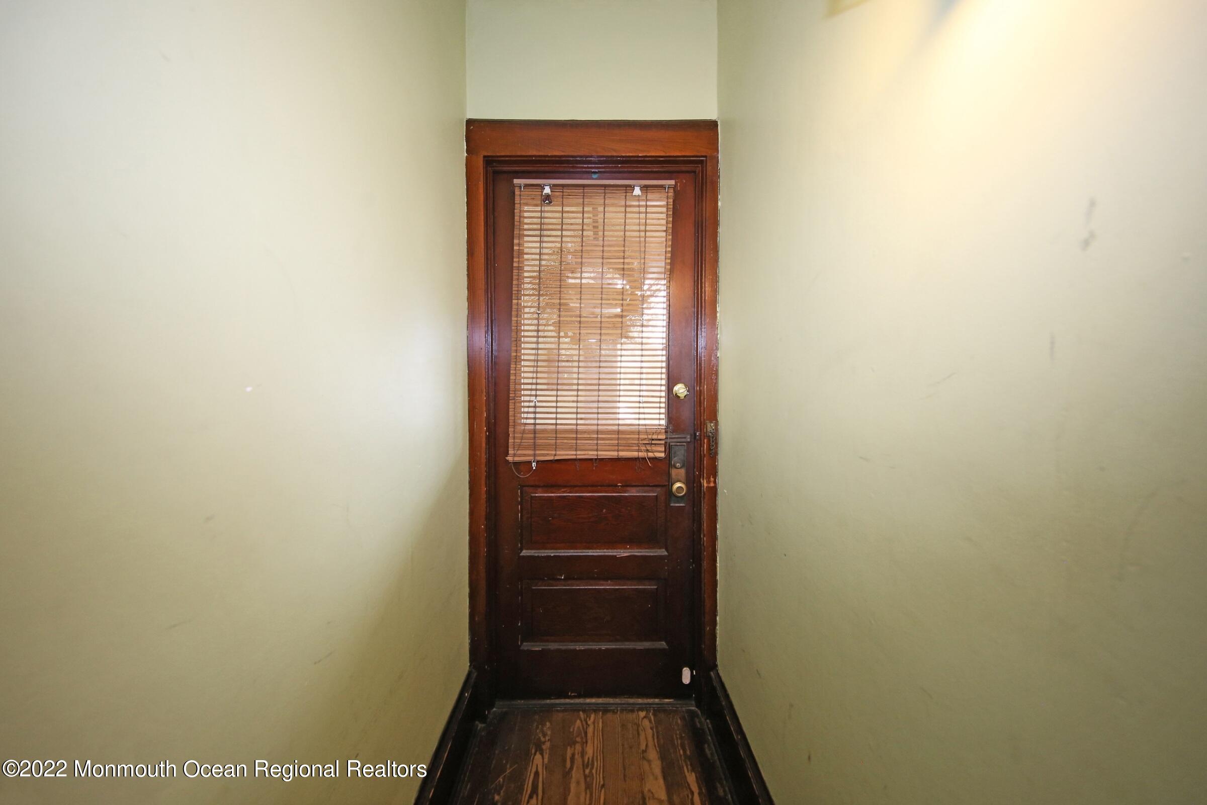 181 Beers Street Keyport, NJ 07735 - Photo 26 of 30 Second Floor Entry